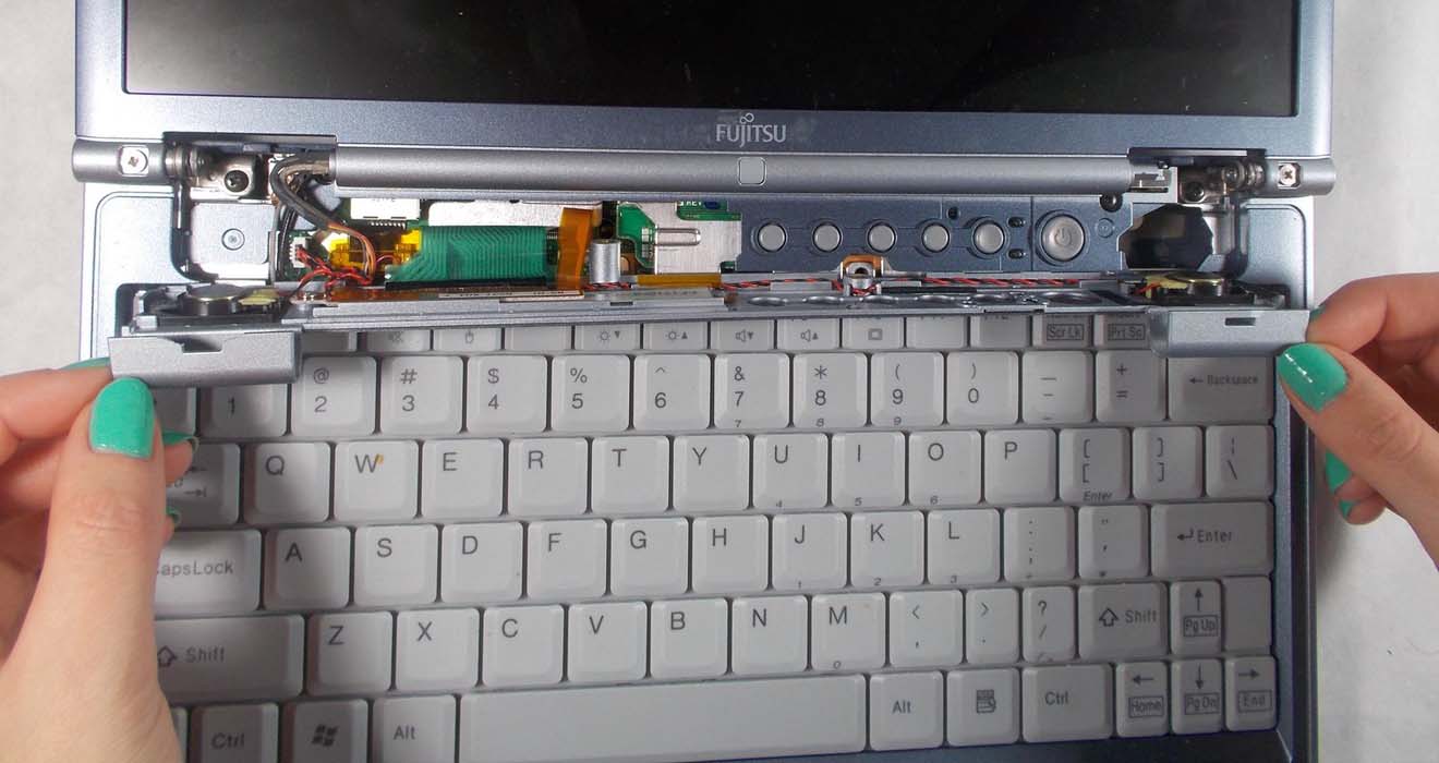 ремонт ноутбуков Фуджитсу в Нижнекамске