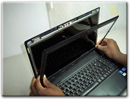 Замена экрана ноутбука Lenovo в Нижнекамске